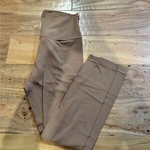 Lululemon Align 25” Leggings Size 8 Great condition.
